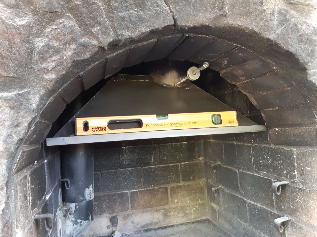 Czopuch w kominku tradycyjnym